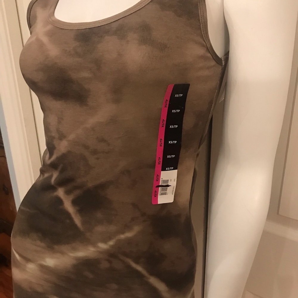 Tank Top - Picture 2 of 3